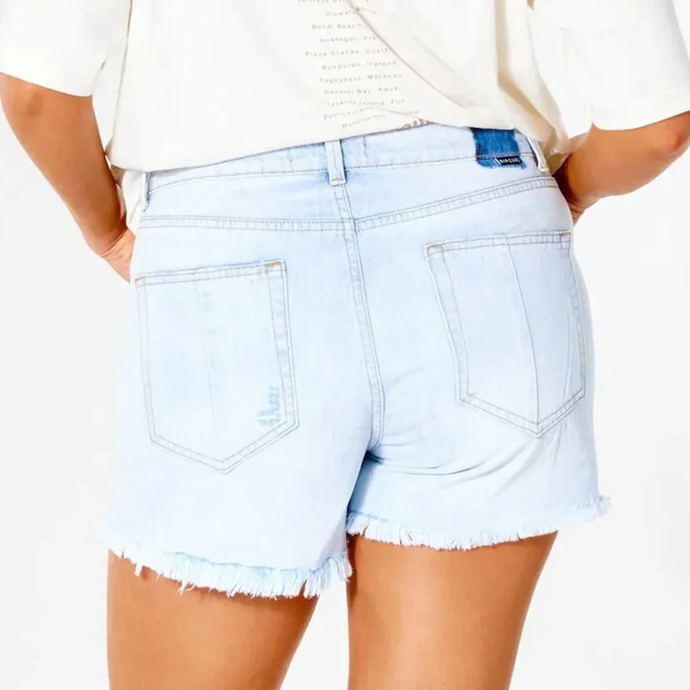 ⭐️ Rip Curl Sophie Denim Short II